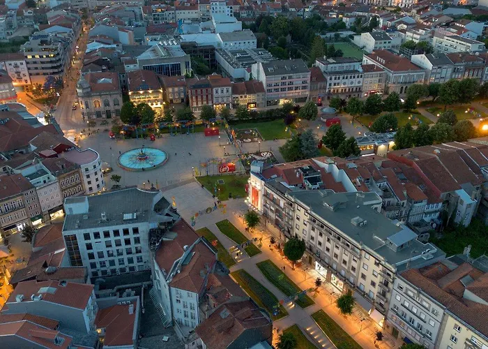 Familiar Com Cama De Casal Apenas Casais E Raparigas Nao Ha Homens Solteiro Family With Double Bed For Couples And Girls Only No Individual Men Allows With Private Washroom But In Hall Way Rum i privatbostad